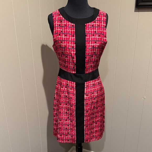 Britt Ryan Dresses & Skirts - Britt Ryan Classic Vintage Preppy Pattern Chic Red and Black Women's Mini Dress